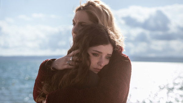 Agata (Beatrice Arnera) e Sole (Ginevra Francesconi) in Buongiorno mamma 3