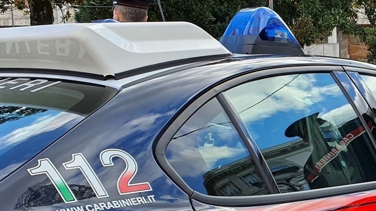 Trovato un cadavere nel torrente Molinassi a Sestri Ponente, accertamenti carabinieri e indagini