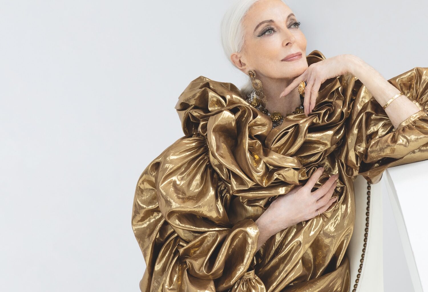 Carmen Dell'Orefice, il libro della modella più longeva della storia