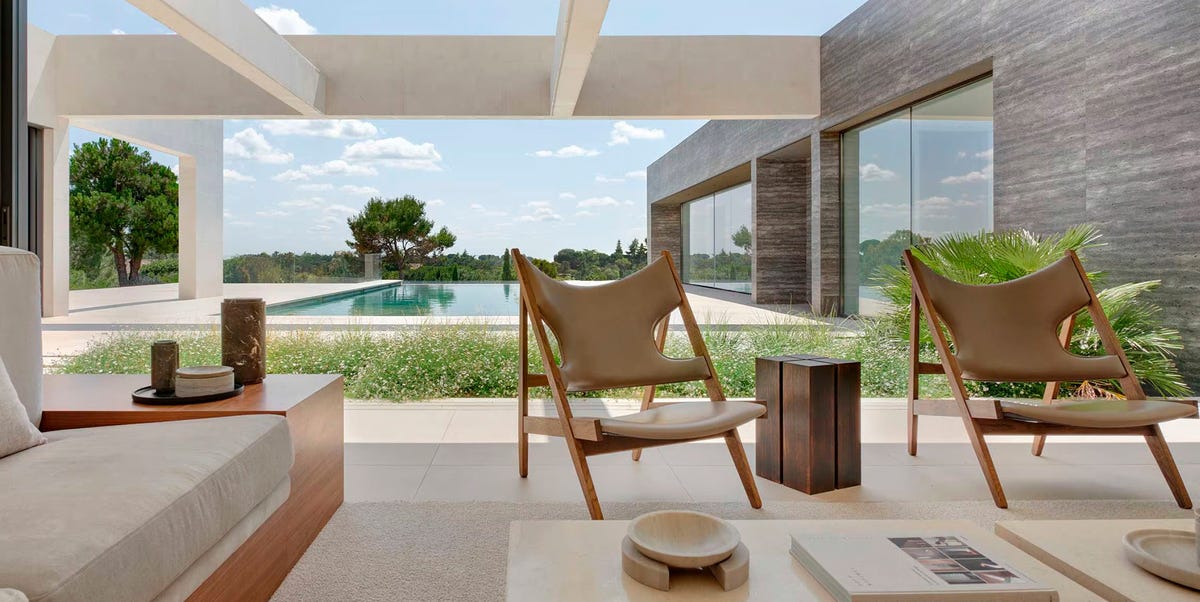 Una casa di 360 mq che traguarda l’orizzonte