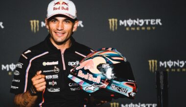 Jorge Martín indossa il casco disegnato da un fan di MotoGP 25