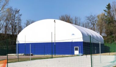 Centro sportivo in crescita. Servono nuovi spogliatoi