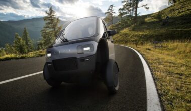 Ha i pedali e va a 120 km/h, tutto sulla Cixi Vigo