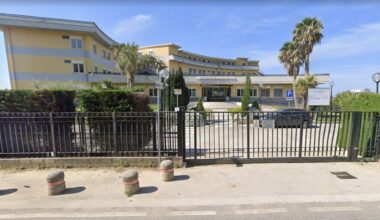 Riapre la clinica Padre Pio ma si trasforma in una Rsa, bordate di Zannini ai "gufi"
