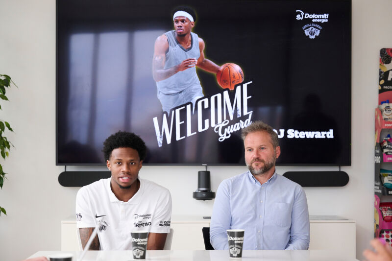 DJ Steward: «Jordan Ford è stato importante per farmi scegliere Trento»