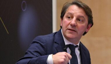 Stipendio da 60 a 150mila euro, Liguori (Mediaset) chiede scusa a Tridico