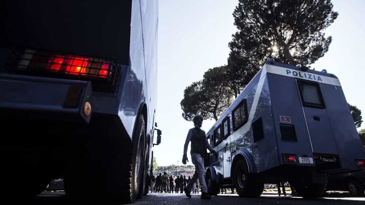è il giorno del derby. Stadio Olimpico blindato e strade chiuse
