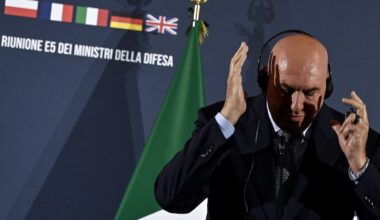 Il ministro indifeso, clamoroso e grave hackeraggio del profilo X di Guido Crosetto