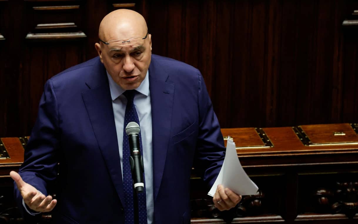 Flotilla, Crosetto: “Due navi a protezione, ma nessuna garanzia in acque israeliane”