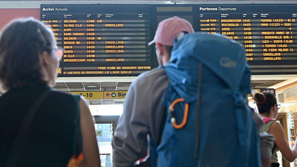 Lunedì disagi per treni, bus e navi. Scioperi fino a novembre - Notizie