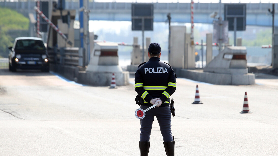 Incidente nel Comasco, morti in moto due ragazzi - Notizie