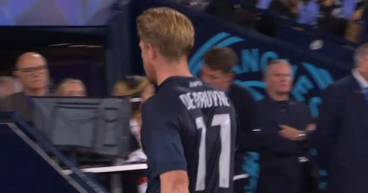 Kevin De Bruyne, sostituzione in Manchester City Napoli oggi. VIDEO