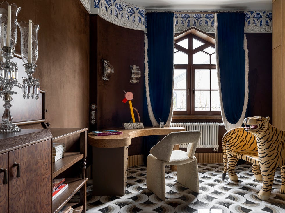 esta casa luminosa y eclectica combina diseno a medida, piezas vintage y detalles art deco