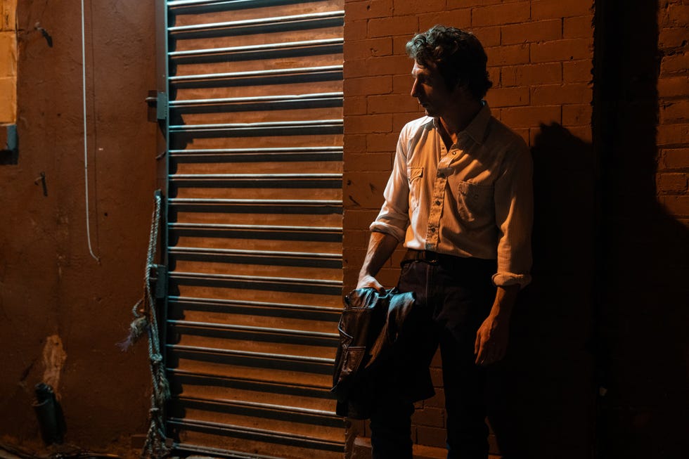 jeremy allen white liberami dal nulla