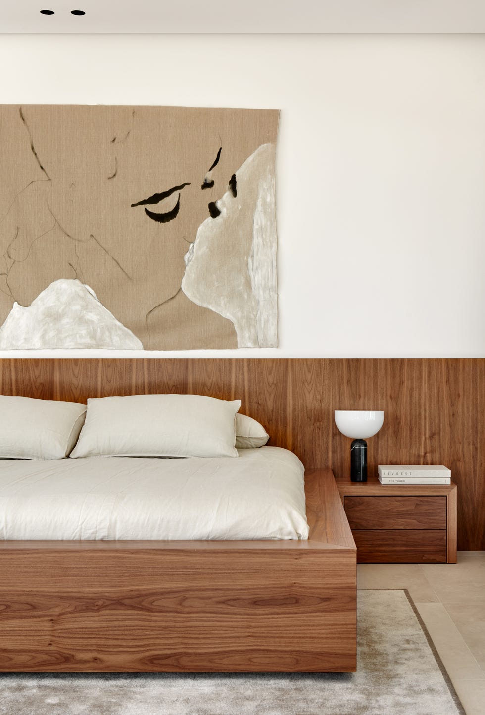 casa moderna con decoracion minimal en blanco y madera