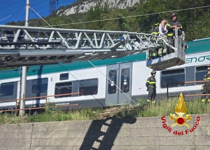 Evacuazione dei passeggeri-2