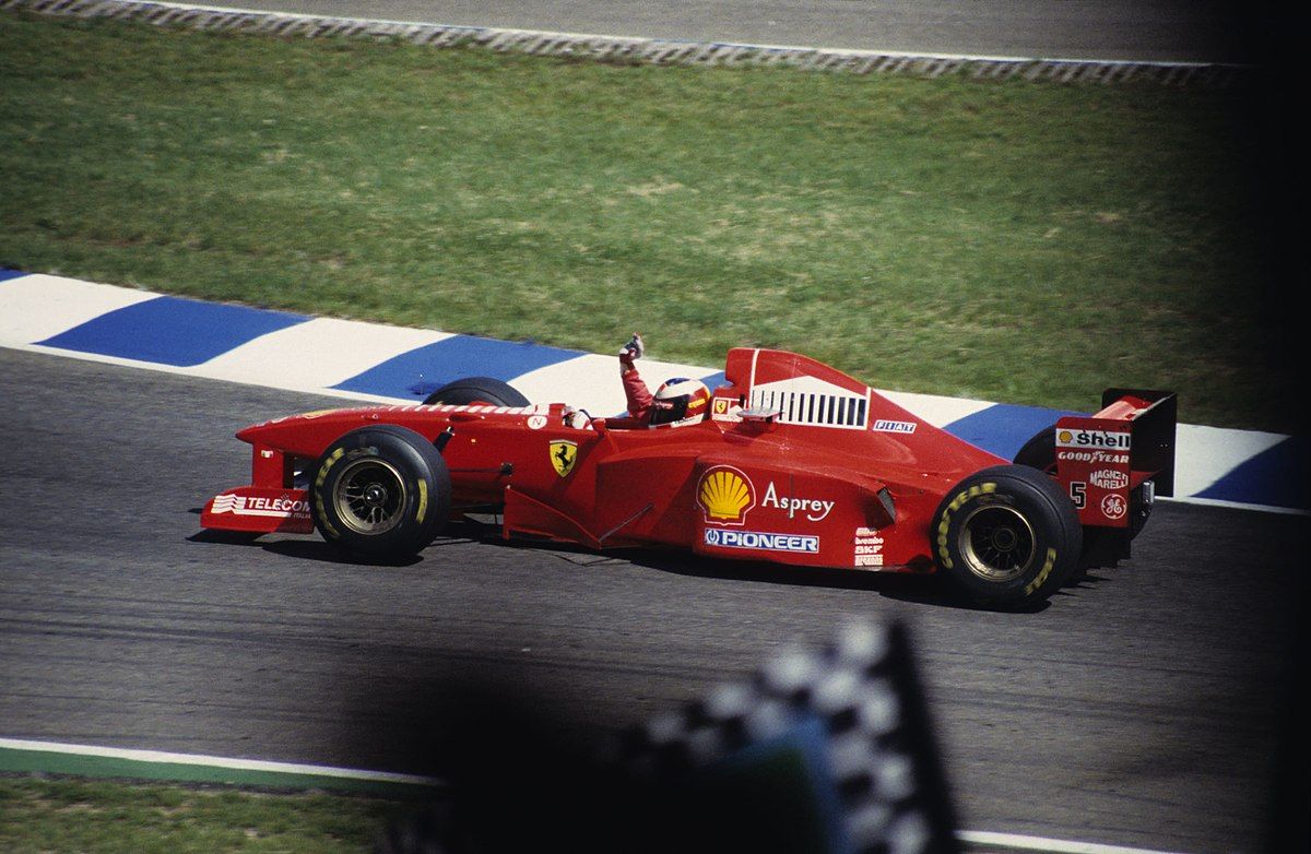 'Verstappen in Ferrari ma non a 40 anni'. E su Michael Schumacher...