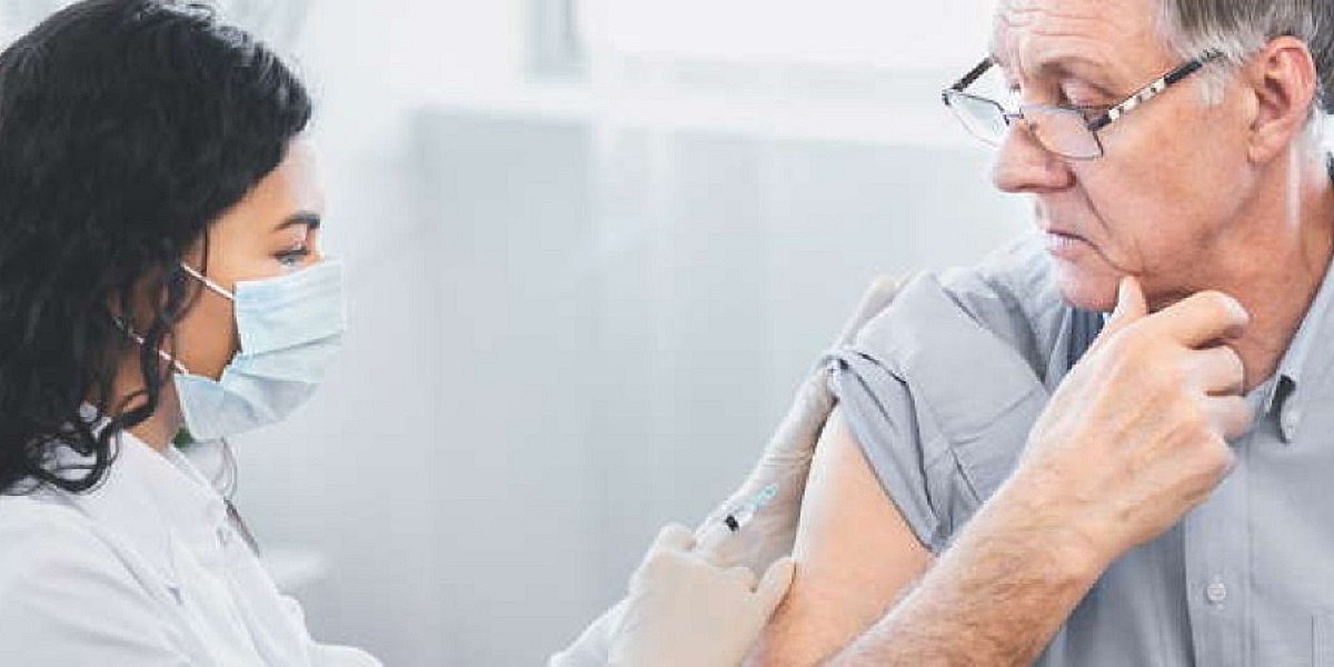 Vaccini e invecchiamento, evidenze sul ruolo nella prevenzione di infezioni e declino funzionale