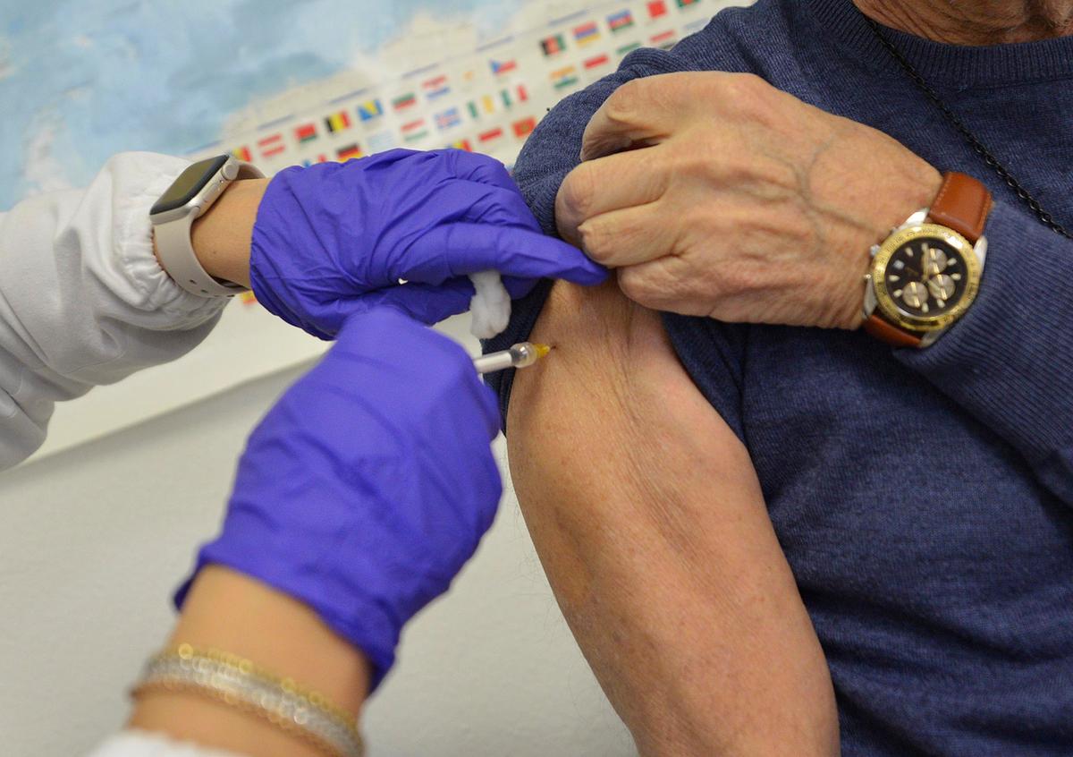 Vaccini in farmacia, la Lombardia amplia l’offerta: quali e la somministrazione