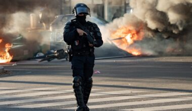 Francia, allarme per le proteste di 'Blocchiamo tutto'. Attese 100mila persone in piazza