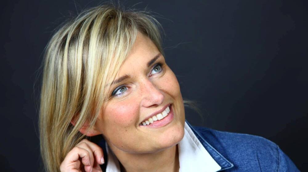 Volare oltre i limiti: l'allenatrice di pallavolo Alessandra Campedelli in città
