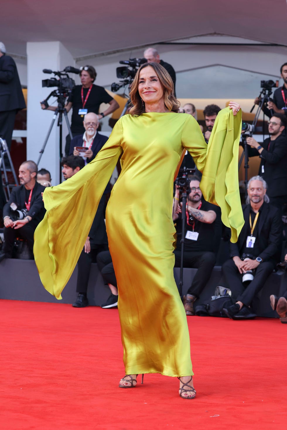 venice, italy august 30: cristina parodi attends the "frankenstein" red carpet during the 82nd venice international film festival on august 30, 2025 in venice, italy. (photo by stefania d'alessandro/wireimage)