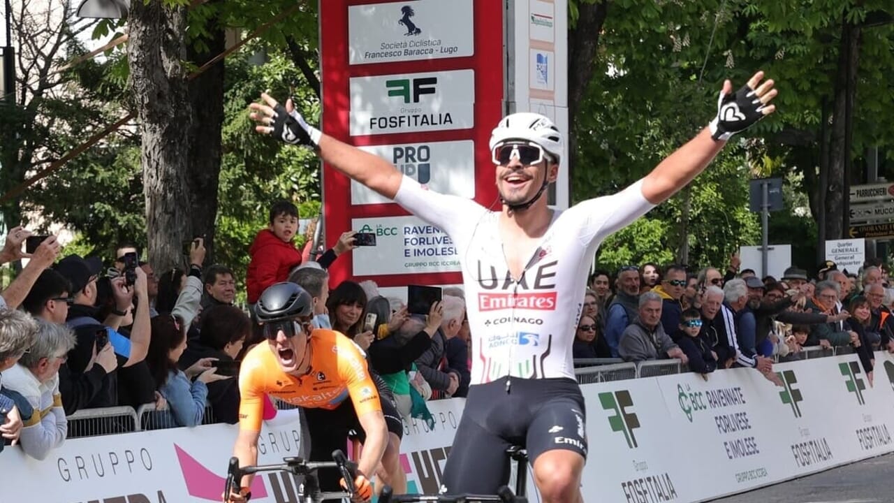 Ciclismo, domenica c'è il Giro della Romagna a Castrocaro: tutte le informazioni utili su viabilità e eventi - ForlìToday