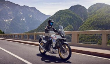 Honda XL750 Transalp da primato nel mercato italiano: è la mid on-off più venduta sotto i 1000cc - News