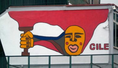 A rischio i murales dello stadio di Terni sugli esuli cileni. La storia ce la racconta chi li ha realizzati