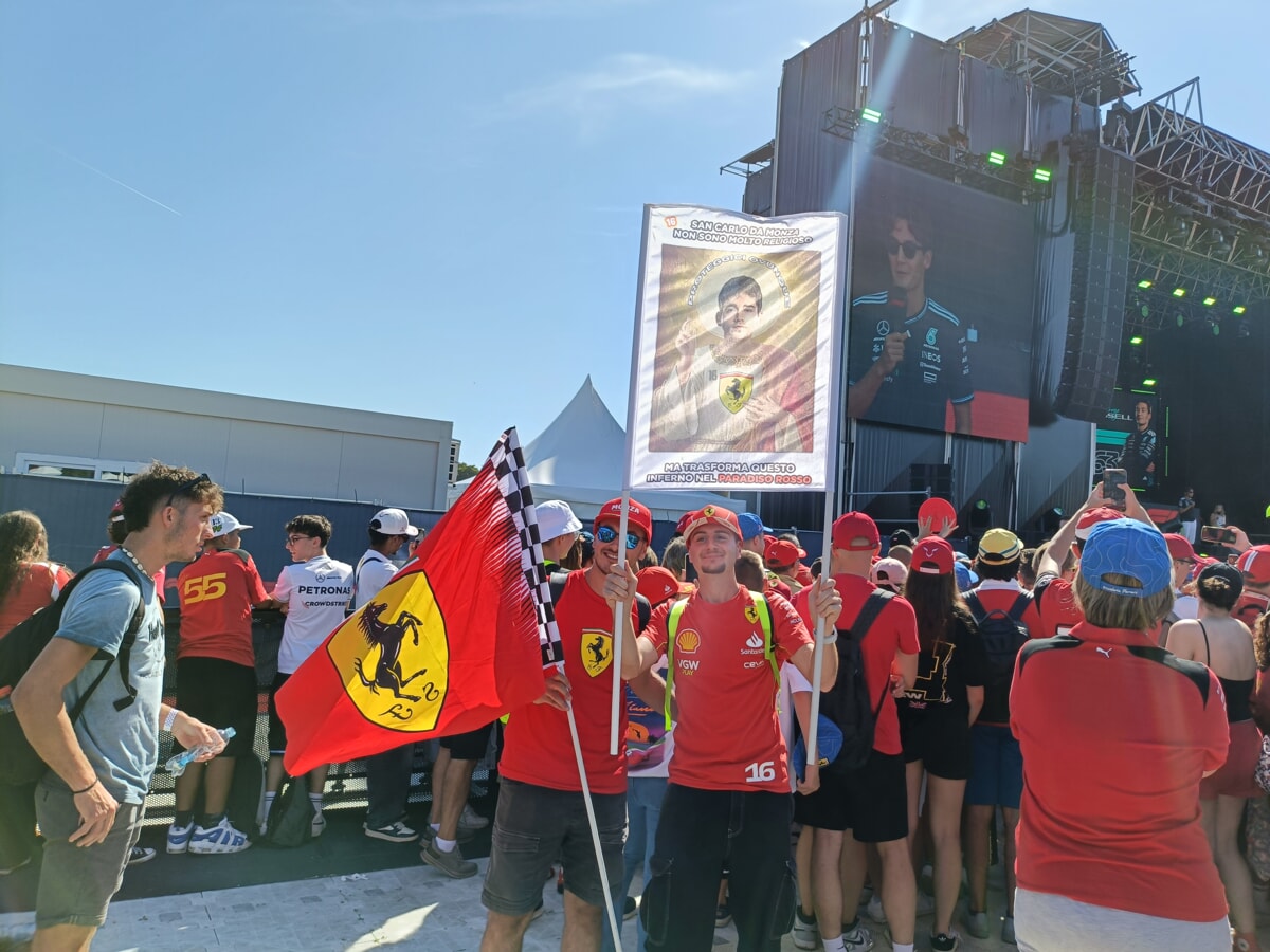 I tifosi Ferrari-2