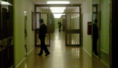 “Costretti a lavorare con il 38% di agenti in meno e il 79% di reclusi in più”