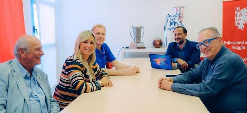 La visita del n° 1 della Lega Basket nella sede del team biancorosso. Il nuovo presidente Gherardini incontra Enzo e Veronica Bartoli