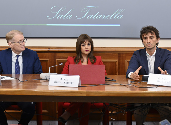 Covid, la verità sulle cure. Ma ora tocca ai vaccini - La Nuova Bussola Quotidiana