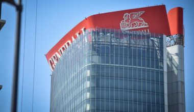 Insegna Generali a Milano City Life, 10 indagati per crollo colposo