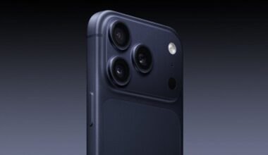 iPhone 17 Pro: Apple attribuisce i graffi sui modelli esposti nei negozi ai supporti MagSafe e all’usura