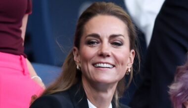 Kate Middleton alla partita (senza William), il dettaglio da 5.000 euro