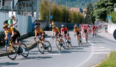 parte l'assalto di Pogacar, il nuovo percorso