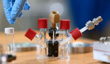 Ecco la batteria che si ricarica facendo il pieno di carburante