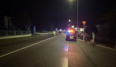 Con la moto si schianto contro un'auto: morto centauro