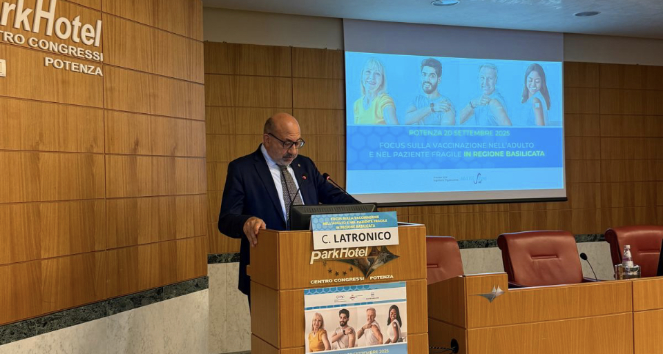 "Focus sulla vaccinazione nell’adulto e nel paziente fragile in Regione Basilicata", convegno a Potenza. Latronico: "Basilicata virtuosa nelle vaccinazioni"