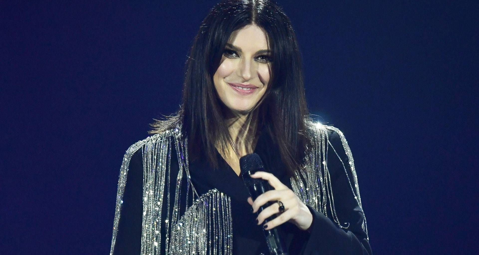 Laura Pausini, il ritorno tra nuovo singolo e album e un world tour