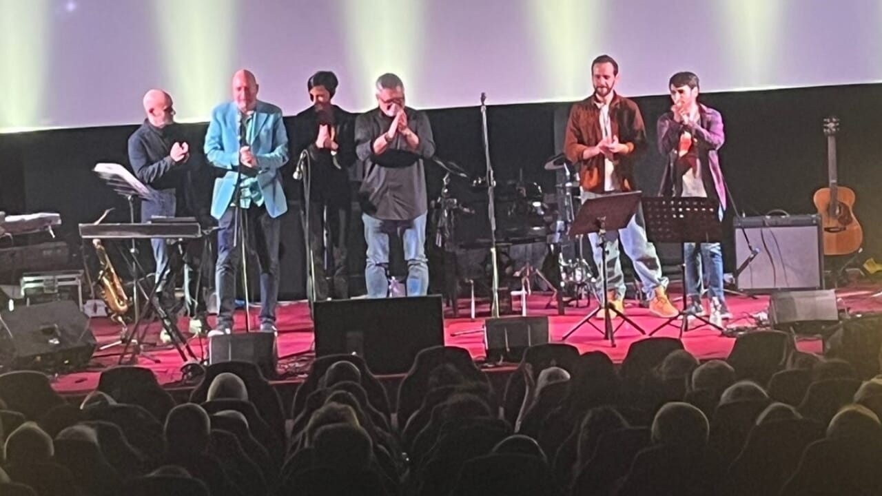 "Lucio 80 Lucio" le canzoni di Battisti e Dalla in piazzetta Forcellini a Padova il 27 settembre 2025