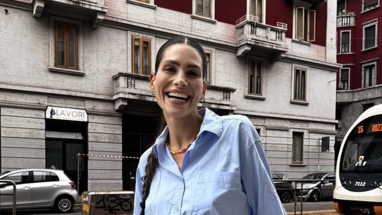 Ludovica Valli attaccata per le foto ritoccate, lei sbotta: "Andate in palestra"