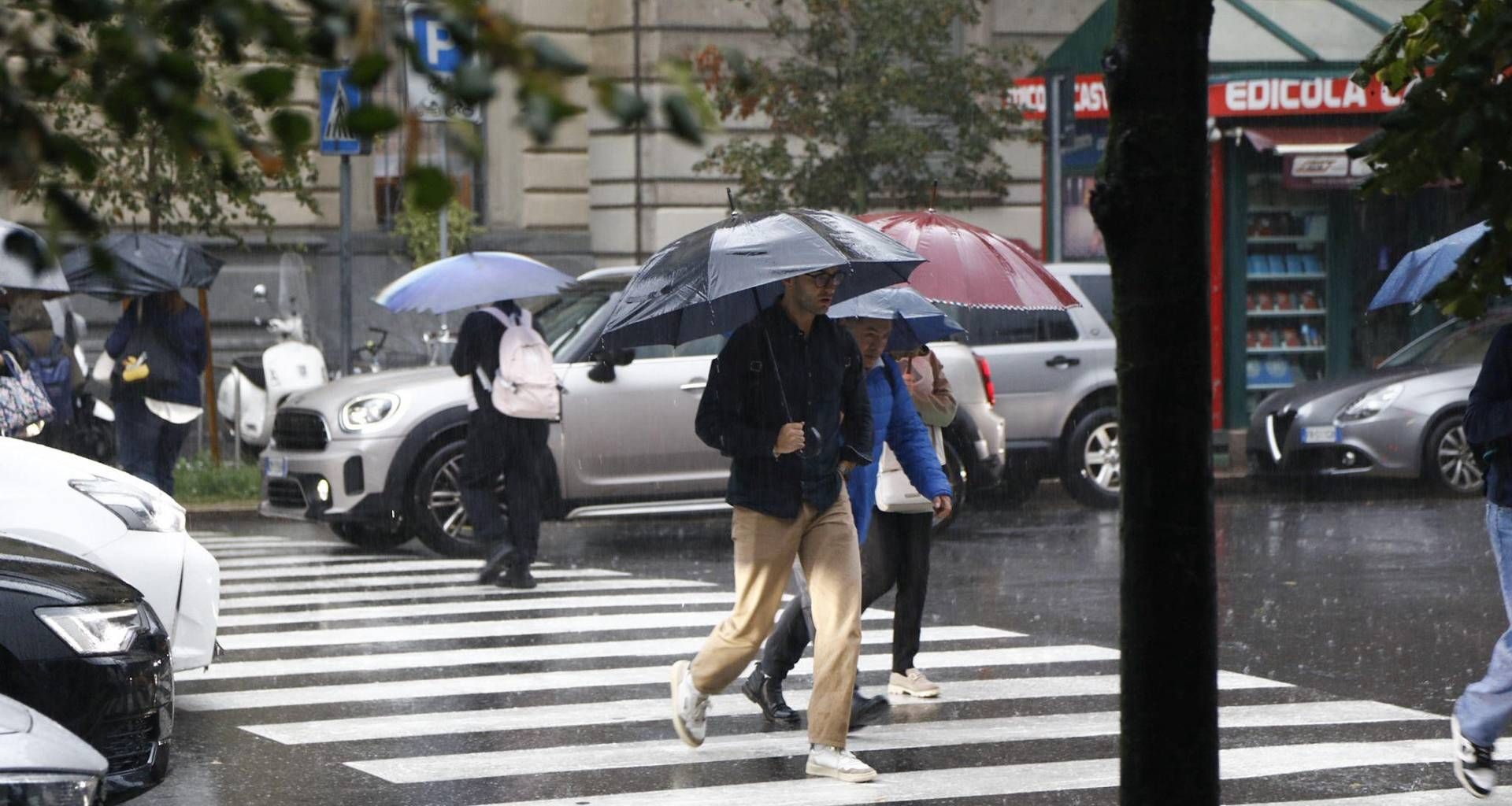 Meteo oggi e domani tra sole e pioggia, ma il freddo russo è alle porte: ecco la data
