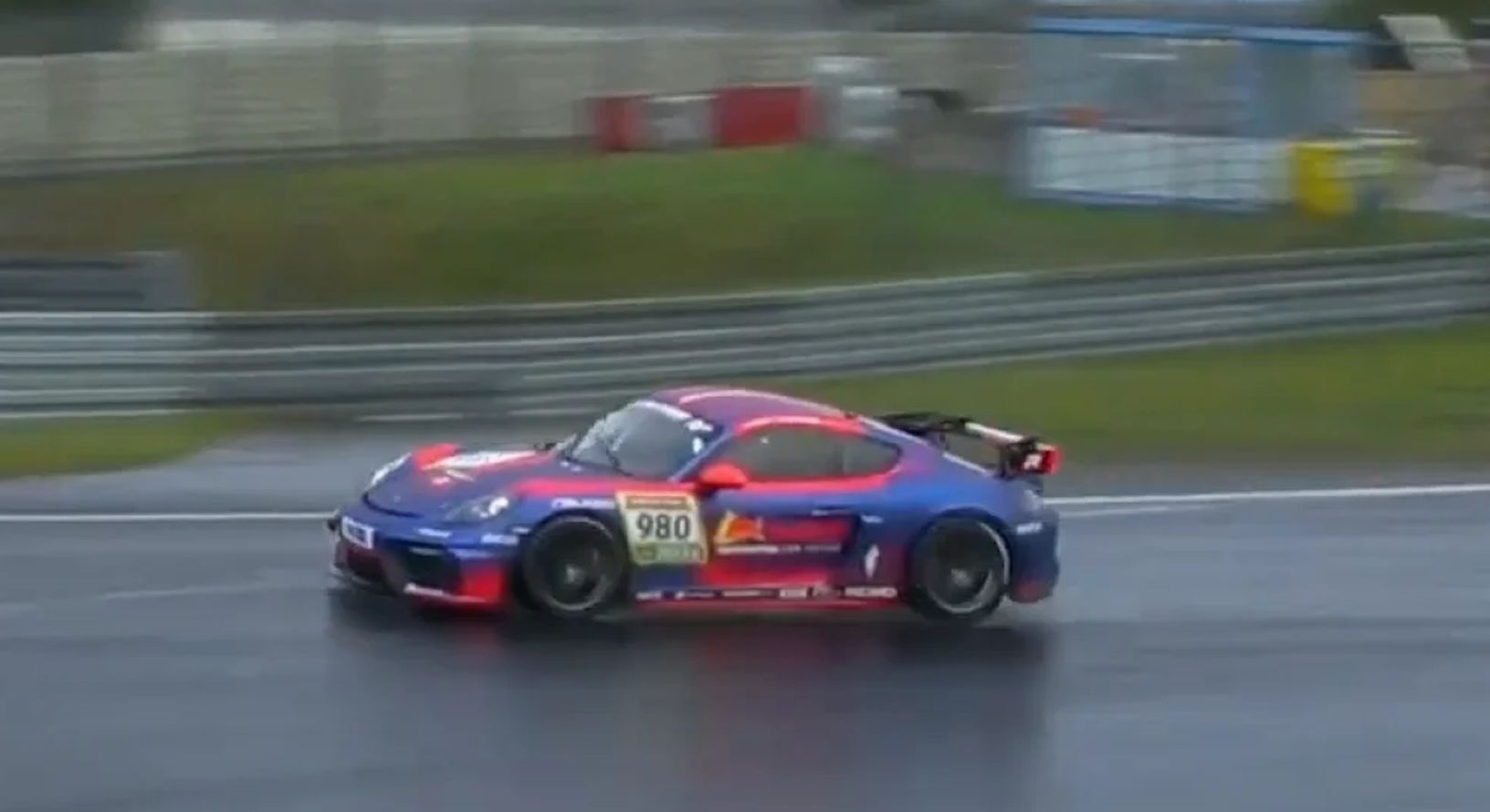 Max Verstappen debutta al Nurburgring, come è andata? Ha annientato gli altri piloti