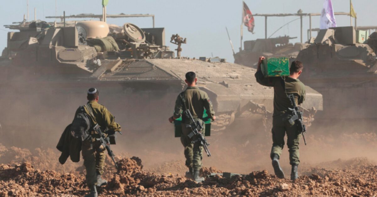 Gaza, l'Idf esorta all'evacuazione da Gaza City verso "zona umanitaria". "Colpito edificio, presenza Hamas"