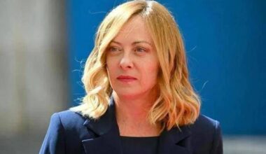 Meloni diventa un marchio in Cina, ecco scarpe e abbigliamento di 'Giorge'