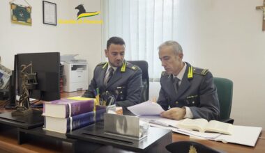 Oltre 20mln di euro di incassi all'anno vendendo telefonini su TikTok, yacht e casa: la GdF scopre megatruffa