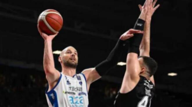 Miro Bilan Virtus Bologna Germani basket gara 2