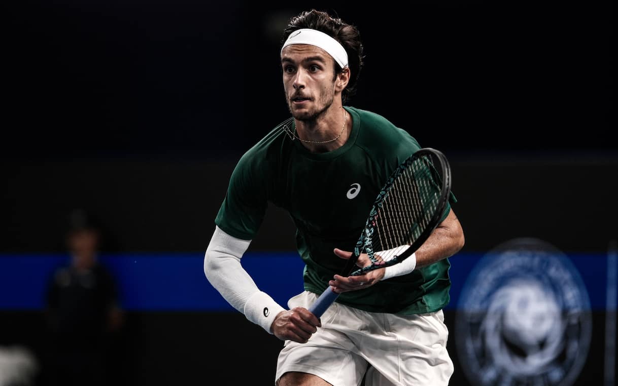 Atp Pechino 2025, Musetti al 2° turno: Mpetshi Perricard battuto in tre set